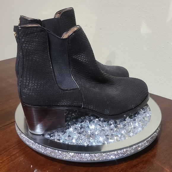 Slip on BOOTIES - Picture 4 of 4